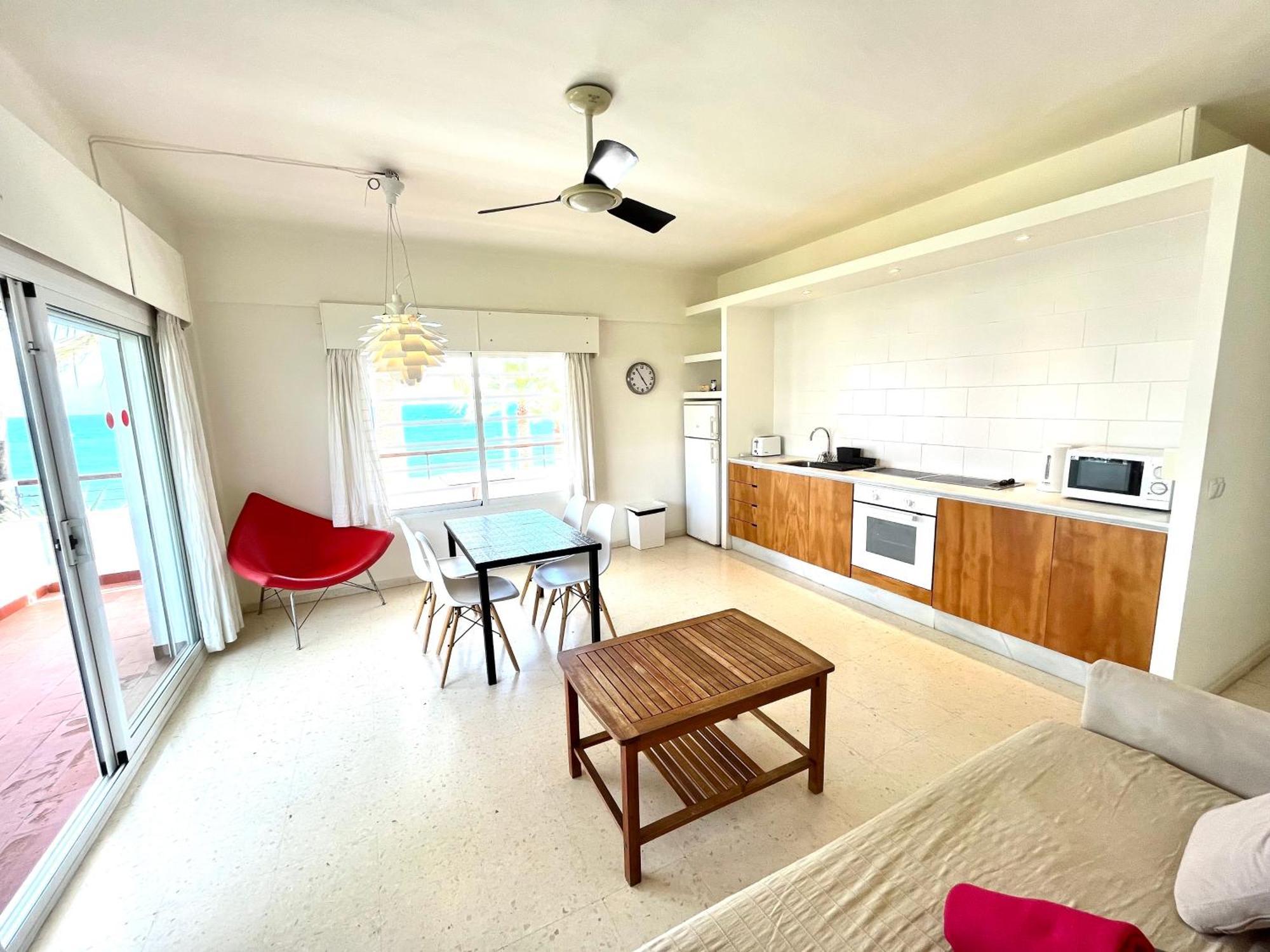Apartamentos Playa Torrecilla 内尔哈 外观 照片