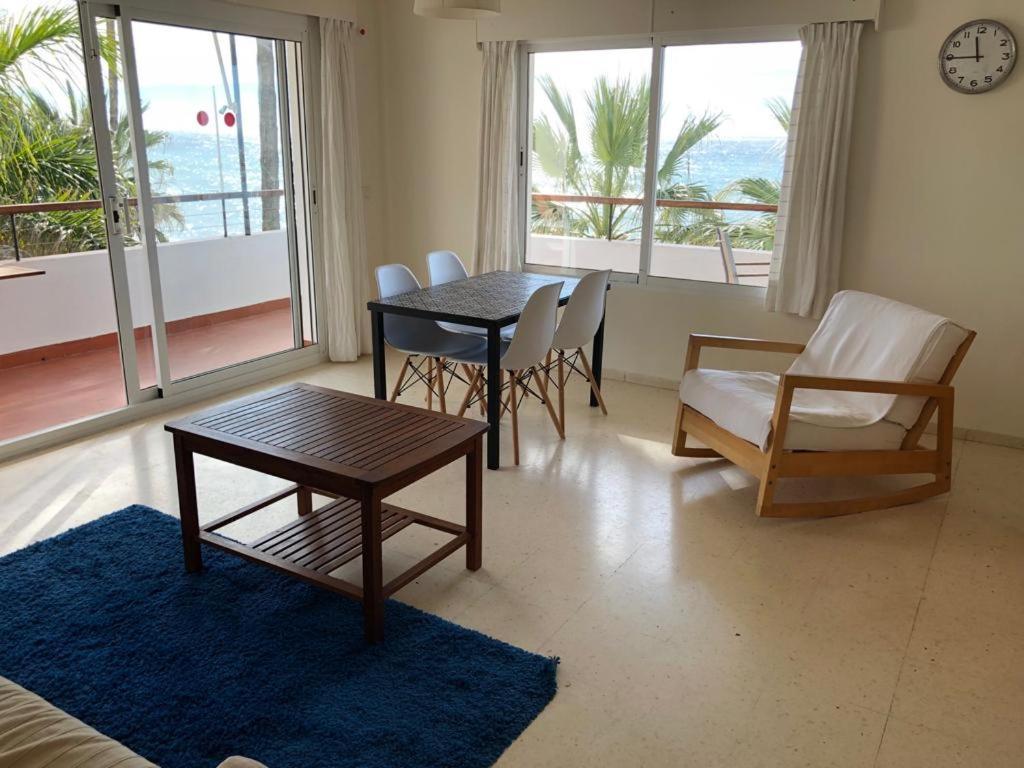 Apartamentos Playa Torrecilla 内尔哈 客房 照片