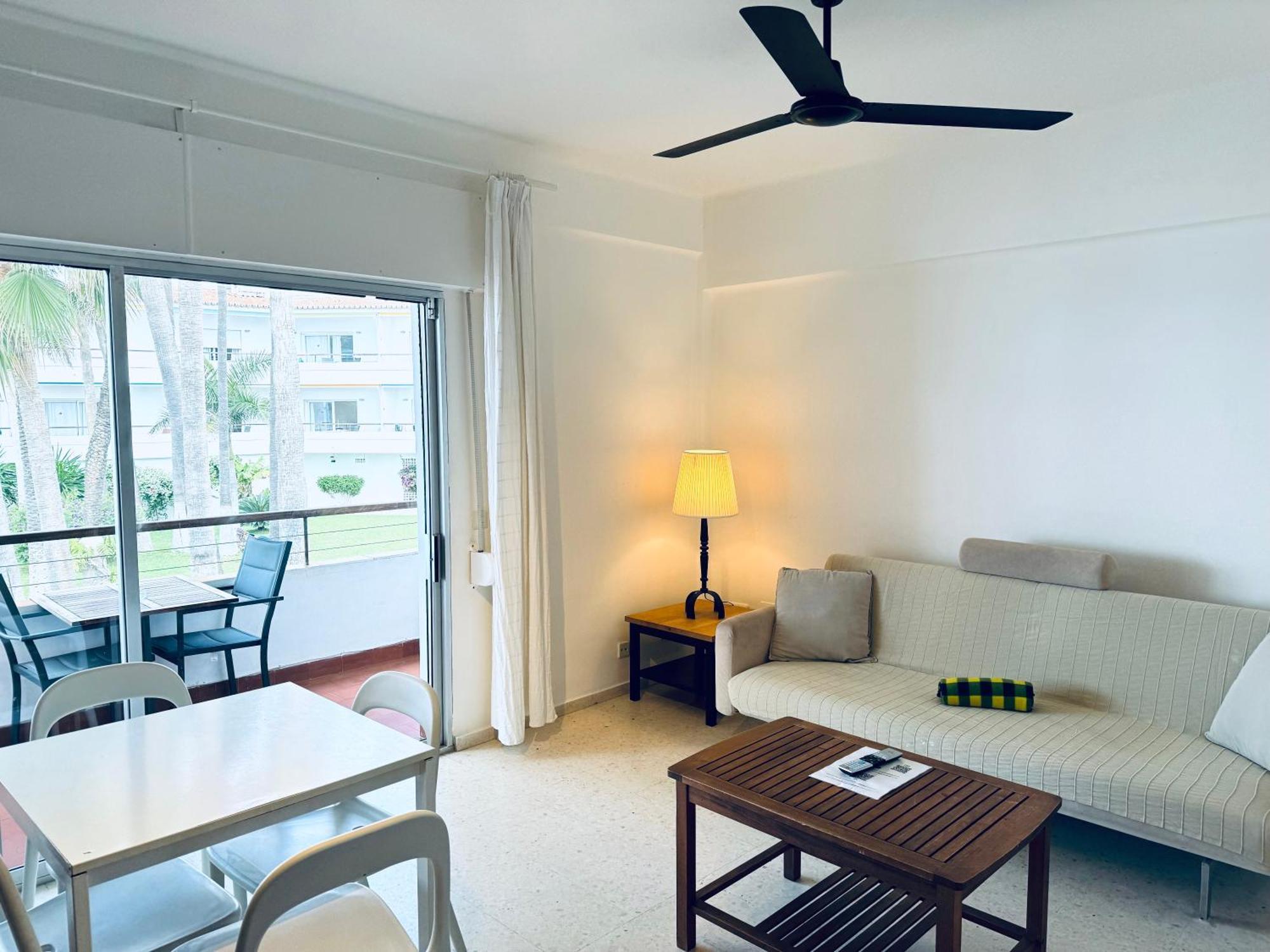 Apartamentos Playa Torrecilla 内尔哈 外观 照片
