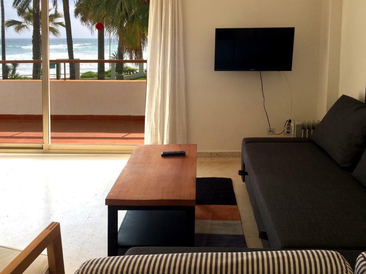 Apartamentos Playa Torrecilla 内尔哈 外观 照片