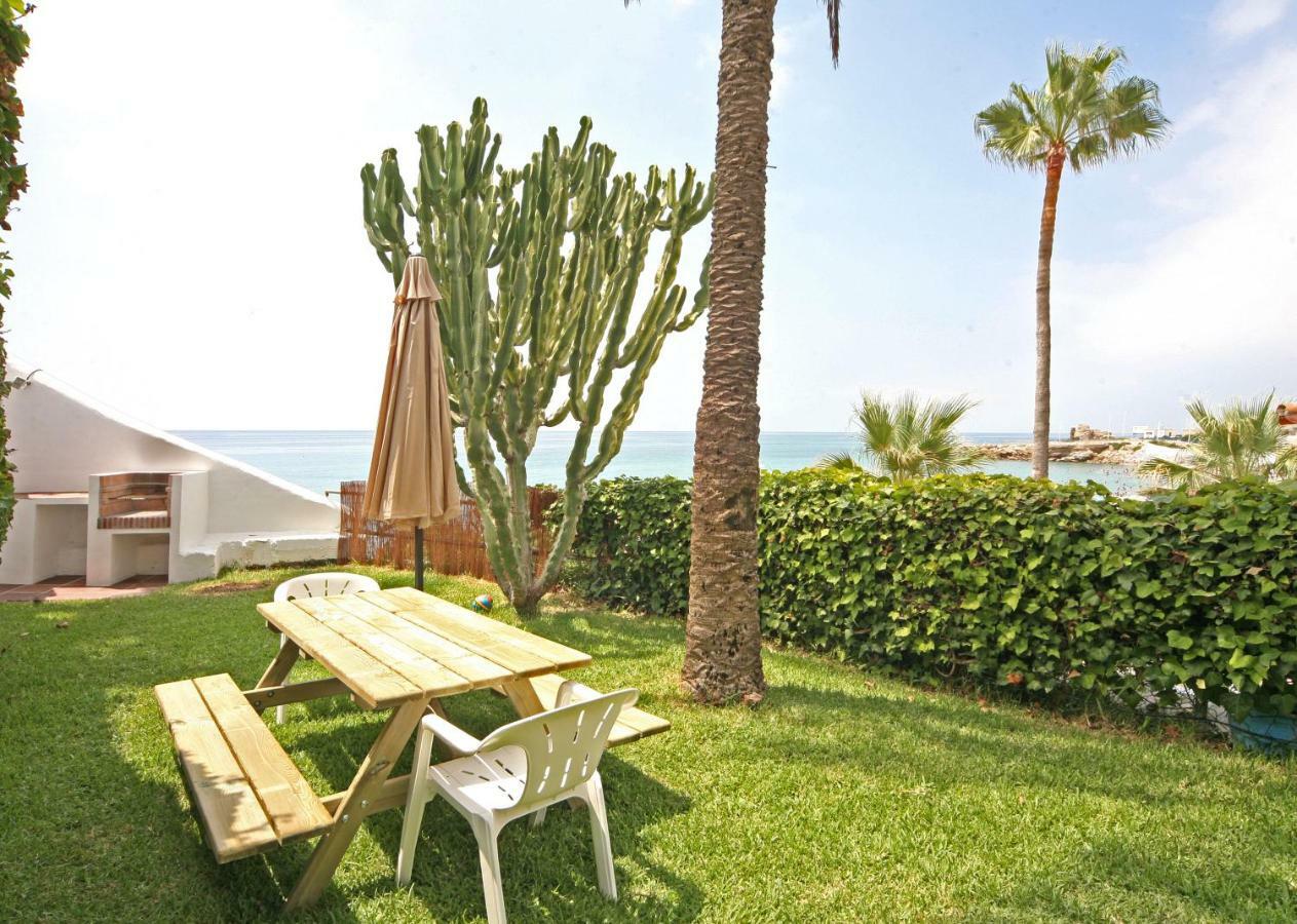 Apartamentos Playa Torrecilla 内尔哈 外观 照片