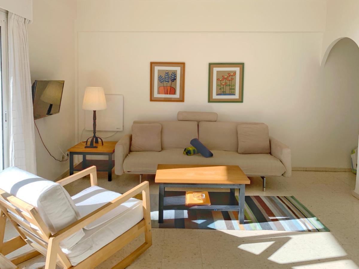 Apartamentos Playa Torrecilla 内尔哈 外观 照片